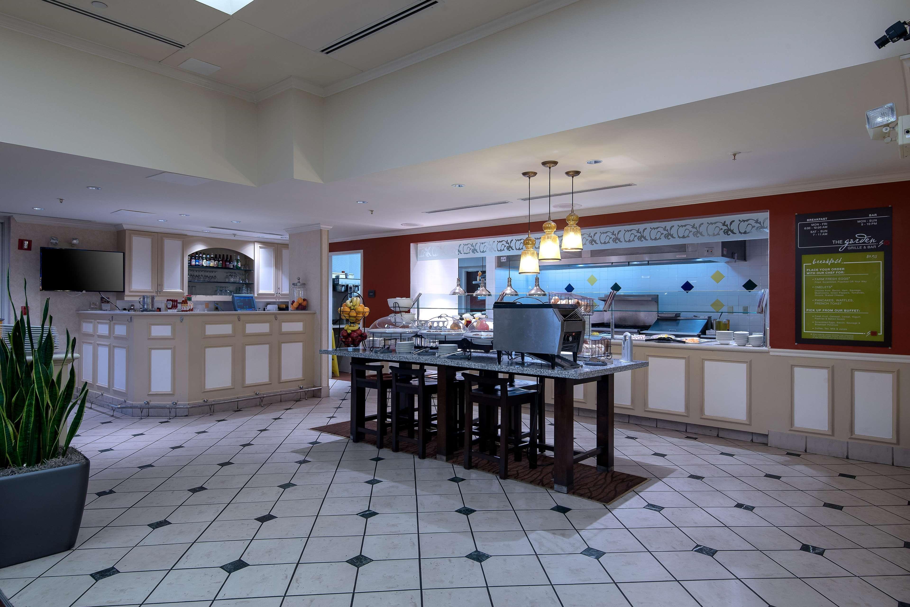 Hilton Garden Inn Овінґс-Міллс Екстер'єр фото