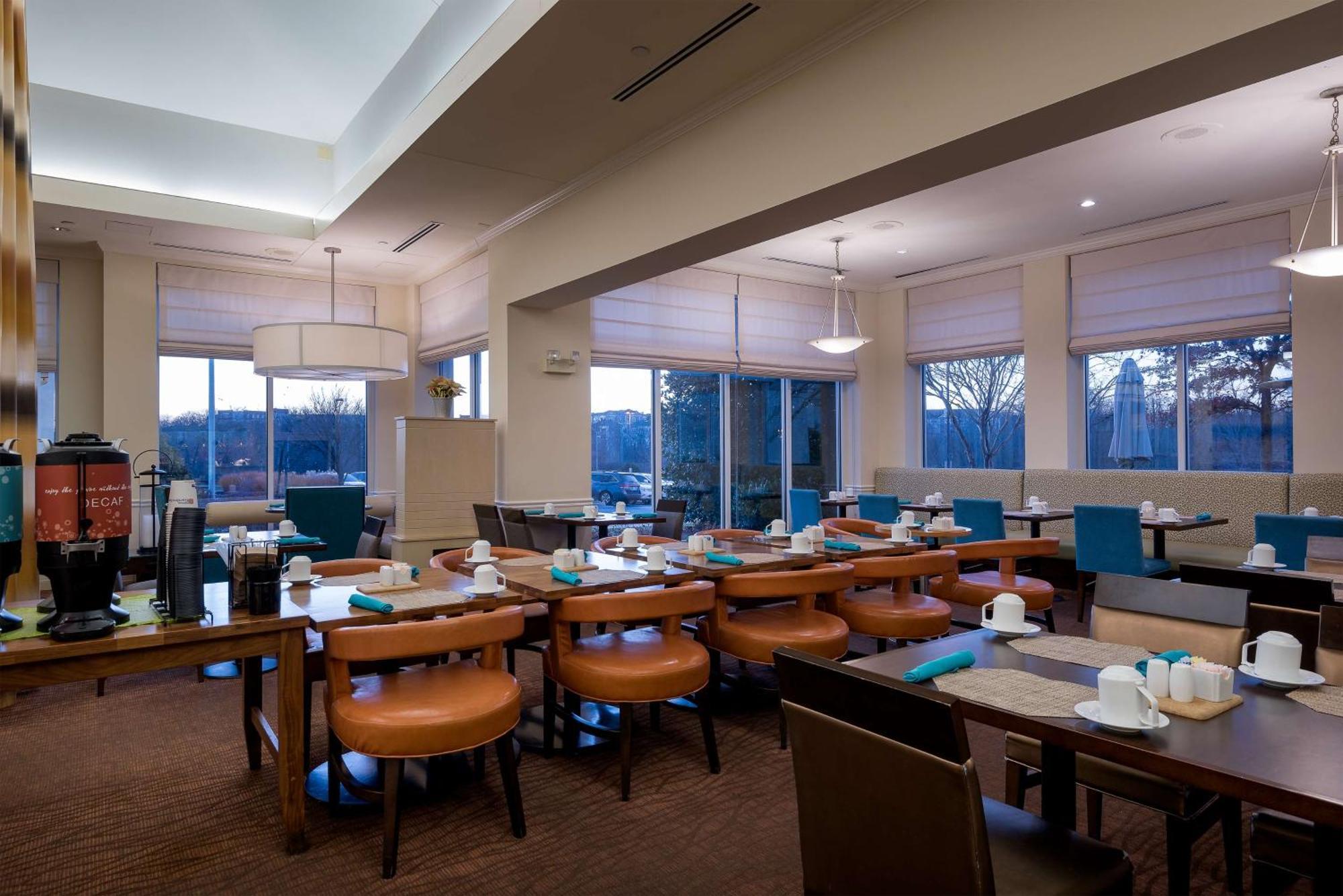 Hilton Garden Inn Овінґс-Міллс Екстер'єр фото
