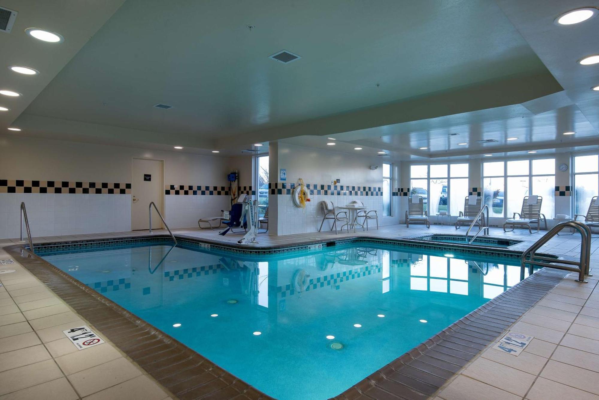 Hilton Garden Inn Овінґс-Міллс Екстер'єр фото